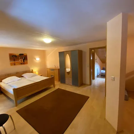 Hirtenwiese فيلنغن